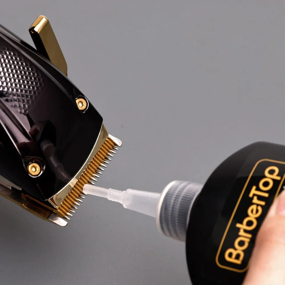 Special cooling lubricating oil for hair clippers Anti-abrasion oil for barber shears Noise reduction Rust prevention of blades